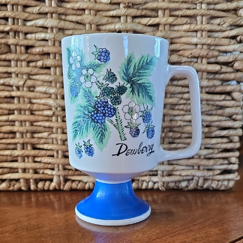 Vintage Enesco Dewberry Blackberry Motif Footed Coffee Tea Mug Blue